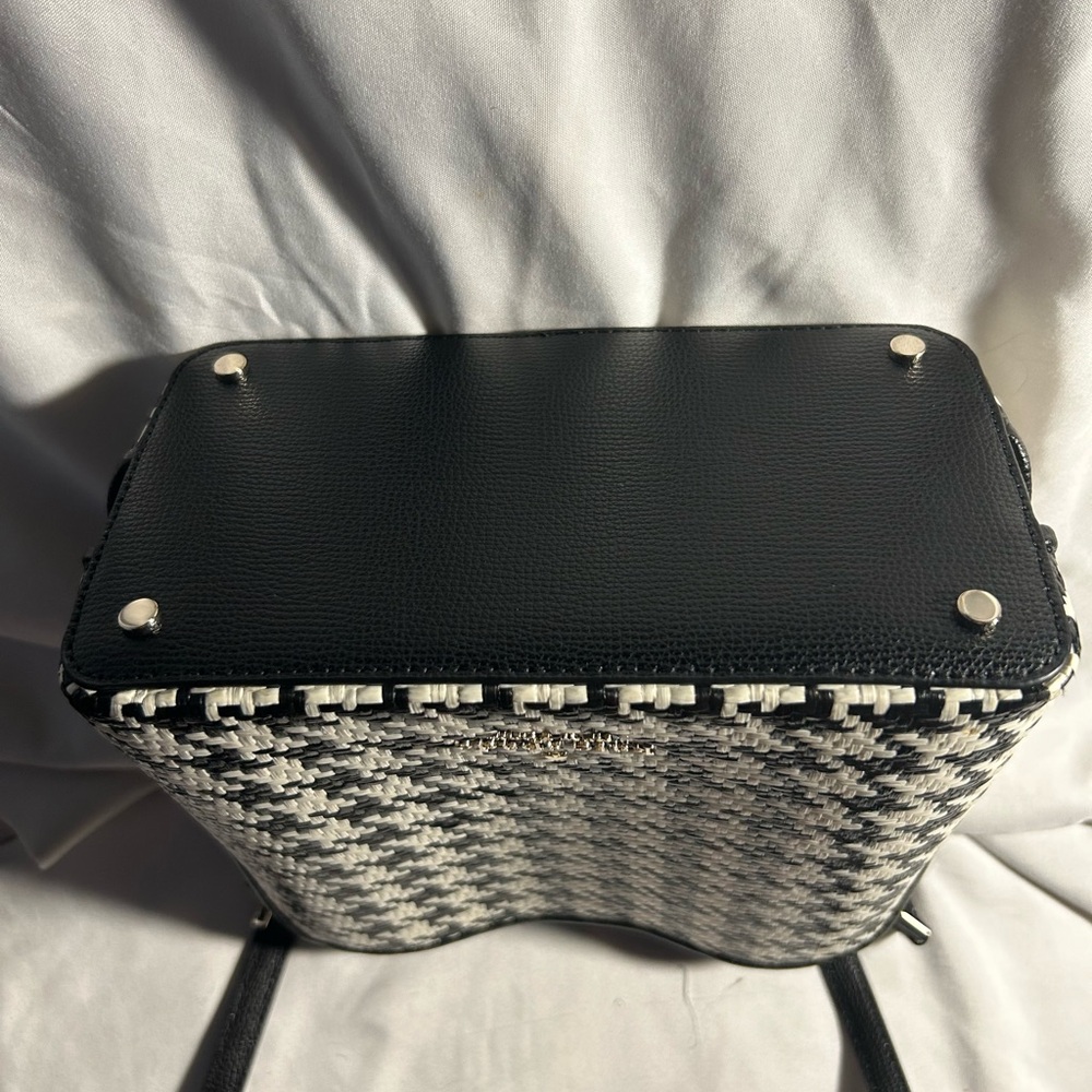 Kate Spade houndstooth crossbody handbag - Picture 9 of 13